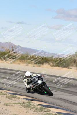 media/Nov-16-2025-Race Pace (Sun) [[8c5fa54630]]/Verified Riders/4-Turn 3 Inside (1050am)/